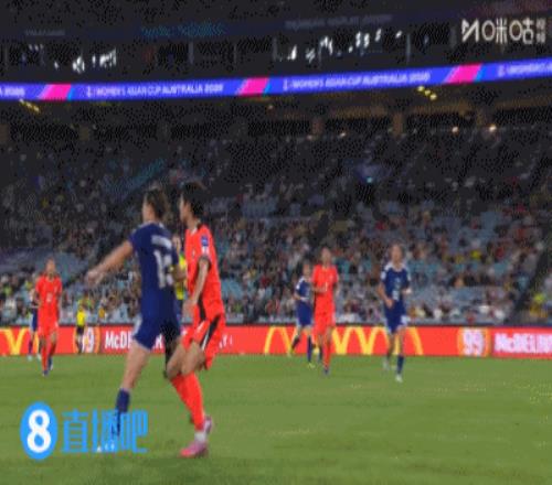 泰勒男友凯,尔斯遭遇辱,情绪崩溃,世界杯转播,2026世界杯,赛事直播,全球转播平台,足球赛事分析